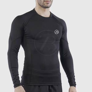 2025 Camisas de compresión ligeras de último estilo para hombres Camisetas de hombre de servicio OEM - Product Image 4