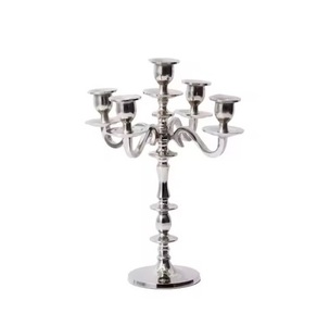 Candélabre élégant à cinq bras en laiton pour la décoration de mariage et de Noël, candélabre de sol en métal, artisanat exquis - Product Image 3