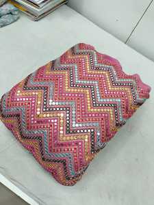 Venta caliente Zigzag diseño bordado secuencia Georgette tela para vestido de novia disponible a precio por mayor - Product Image 3