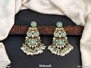 Pendientes antiguos tradicionales de oro alto, joyería India elegante, Pendientes colgantes hechos a mano para festivales y fiestas - Product Image 6