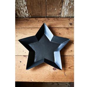 Bandeja Decorativa de Metal con Color Personalizado, Diseño Moderno, Ecológica y Ligera para Bodas - Product Image 4