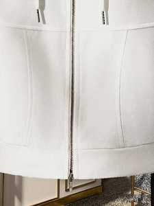 Veste à capuche à double fermeture éclair ajustée pour femme en molleton de coton avec panneau structuré à manches longues Veste décontractée de style de vie - Product Image 5