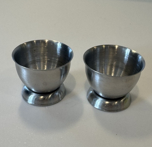 Oeufs durs à la coque Tasse en acier Plateau à ressort de haute qualité Coquetier Cuillère bouillie Meilleur prix - Product Image 2