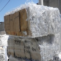 Déchets de préformes PET lavés à chaud pour le moulage de fibres et de profilés en plastique, déchets de bouteilles PET et flocons de PET