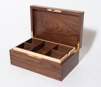 Boîte de rangement à bijoux en bois faite à la main de style antique, finition vieillie, doublure en velours, capacité personnalisable pour colliers, bagues, cosmétiques