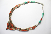 Collier pendentif classique en argent tibétain avec serti clos et pierre précieuse turquoise pour fiançailles, mariage et anniversaire