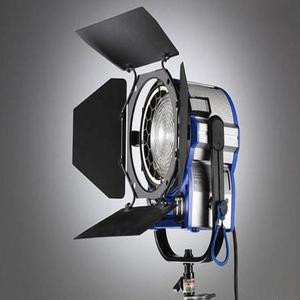 Lentilles en verre personnalisables à faible expansion de 5mm résistantes aux hautes températures pour la télévision cinématographique et l'éclairage haute puissance OEM pris en charge - Product Image 1