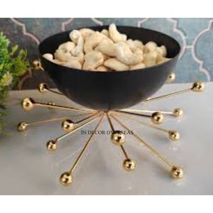 Round Shape Hammered Texture High Grade Gold Plated Premium Quality Metal <b>Food</b> And Nuts Serving Set Of 3 Bowl With Serving <b>Tray</b> - Product Image 3