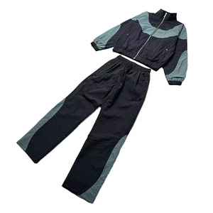 Nylon Men Windbreaker <b>Tracksuit</b> Oem <b>Waterproof</b> Lightweight Polyester Best Material Washable Unique Colors <b>Tracksuit</b> For Men - Product Image 1