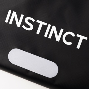 กระเป๋าว่ายน้ำ Instinct ST001 สีดำ ลายพราง PVC พร้อมหูหิ้ว สำหรับกิจกรรมกลางแจ้ง น้ำหนักเบา กันน้ำ ใส่ของแห้งได้  รับสกรีนโลโก้ ความจุ 16 ลิตร - Product Image 6