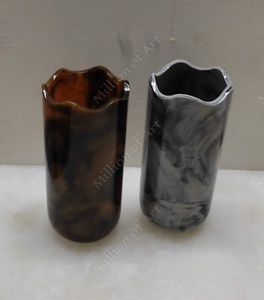 Large Resin Flower Vase for Valentine's Day American Style Tabletop Decoration with Customized Color and Modern Design - Product Image 6