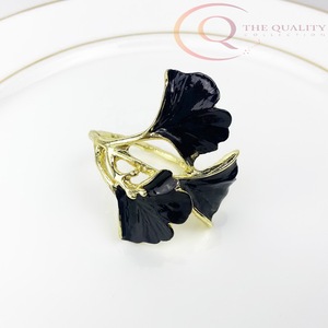 Anneaux de serviette en métal de style luxueux pour la décoration de table de mariage, design écologique pour une table sophistiquée à la maison ou au restaurant - Product Image 6