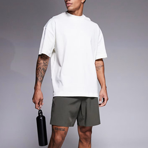 Último chándal de moda pesado 100% algodón para hombre, camiseta de contraste y conjunto corto, chándal de 2 piezas para correr para hombre - Product Image 4