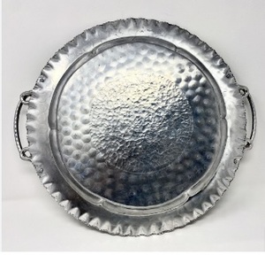 Plateau de service en métal de designer traditionnel fait à la main au meilleur prix avec design de fleurs à poignée lourde - Product Image 5