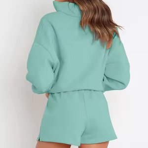 Ensemble sweat à capuche et short athlétique pour femmes tissu de haute qualité à séchage rapide évacuation de l'humidité tenue d'entraînement deux pièces coupe confortable - Product Image 2