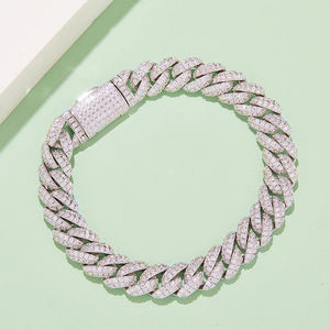 สร้อยคอโมอิสซาไนต์ VVS ทรงรักรูปหัวใจ ประดับขอบเพชร ทอง 14K เงินสเตอร์ลิง ได้รับการรับรองจาก IGI ดีไซน์ทันสมัย หรูหรา สวยงาม สร้อยคอแบบสั่งทำพิเศษ - Product Image 6