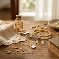 Pendentifs et breloques de mode tendance en forme de trèfle à cinq feuilles porte-bonheur de qualité supérieure