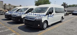 Minibús Toyota Hiace 2026, Techo Alto, Volante a la Izquierda, Transmisión Manual, Norma de Emisiones Euro 4, Diésel/Gasolina, 11-20 Asientos, Japón, 130 km/h - Product Image 2