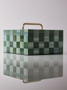 Elegantes cajas de resina para decoración del hogar y organización de oficina caja de almacenamiento de resina hecha a mano para regalos y accesorios - Product Image 4