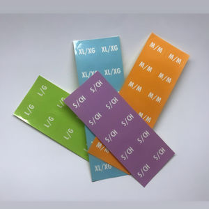 2023 gran oferta ropa Polybag embalaje etiqueta adhesiva para ropa tamaño Color precio código de barras pantalla personalizada etiqueta autoadhesiva - Product Image 5