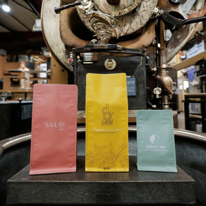 AT PACK Sac de café personnalisé 250g 500g 1kg Sac d'emballage debout à fond plat Sacs de café colombien avec valve et fermeture éclair - Product Image 1