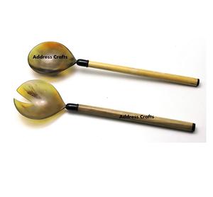 Ensemble de service à salade en corne naturelle avec fourchette et cuillère-Ustensiles de cuisine écologiques pour servir la salade - Product Image 1