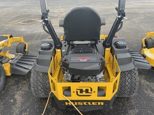 Cortadora de Césped Industrial/DIY Hustler FASTRAK 2022 con Motor de Gasolina de 4 Tiempos y 196cc/190cc de Desplazamiento - Product Image 2