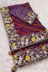 ผ้าซารีอินเดียลายลูกไม้จอร์เจตต์สุดฮิต พร้อมงานปักลายแบนดานี สำหรับผู้หญิง พร้อมสวมใส่ มีสินค้าในสต็อก - Product Image 3