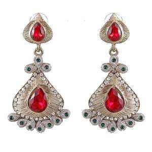 Boucles d'oreilles pendantes plaquées or Kriaa avec manchette fine en pierre d'Autriche rouge 1302140 - Product Image 1