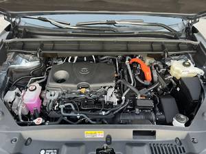 Toyota Highlander XLE Hybrid SUV 2.5L del 2021 usata, fari a LED, 5 posti, climatizzatore automatico, guida a sinistra |   Pronto per l'esportazione - Product Image 2