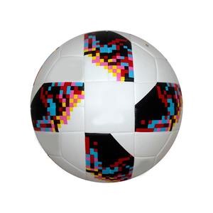 Le plus demandé Football cousu à la machine pour l'entraînement des joueurs Commande directe Quantité en gros Combinaison de couleurs Dire directement un souhait - Product Image 3