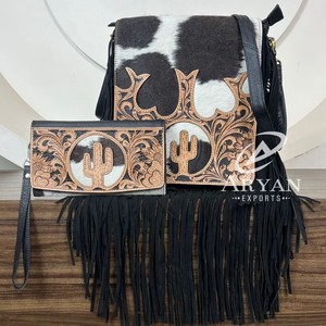 Bolso de diseñador de moda listo, conjunto de 2 piezas para mujer, bolso cruzado con flecos de cuero mecanizado a mano con bolso de mano de cuero genuino - Product Image 1