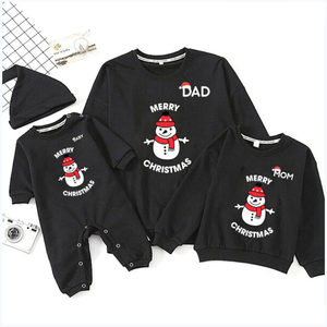 Hauts assortis pour la famille de Noël avec impression personnalisée fabriqués au vietnam - Product Image 3