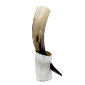 Chopes en corne viking - Chopes à boire en corne viking authentiques faites à la main avec support, gobelets à bière, vin, calice, chope, bécher, récipients en corne de bœuf - Product Image 1