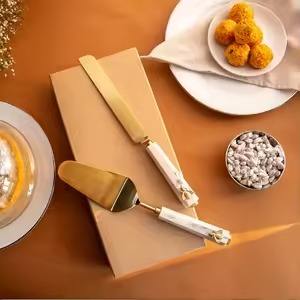Ensemble de serveur de gâteau de qualité supérieure avec manche en marbre Couteau à dessert en acier inoxydable poli Outils de cuisine pour gâteaux et desserts - Product Image 6