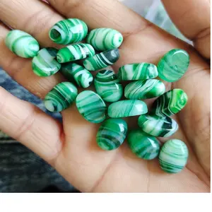 사용자 정의 만든 사탕 테마 대리석 유리 카보 숑 재판매에 이상적 및 녹색 보석 디자이너와 구슬 상점