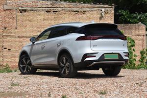 SUV Eléctrico Usado de Largo Alcance 2025, 635 km de Autonomía, 4x4, Modelo Insignia con 380 kW de Potencia Combinada, 0 a 100 km/h en 4.4s - Product Image 5