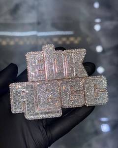 Colgante de Plata de Ley 925 con Letra Personalizada Iced Out, Diamante Moissanita VVS, Estilo Hip Hop, Moderno y Llamativo, para Uso Unisex - Product Image 4