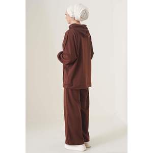 Ensemble de 2 pièces à capuche marron brodé de lettres Balance - Product Image 1