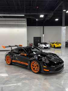 ปอร์เช่ 911 GT3 RS ไวส์ชัค พิคอัพ ปี 2024 พวงมาลัยซ้าย ล้อแม็กซ์ R18 สีเข้ม เกียร์อัตโนมัติ เครื่องยนต์ดีเซลเทอร์โบ เบาะหนัง หลังคาซันรูฟ - Product Image 3
