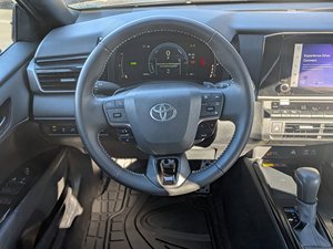 Toyota Camry SE 2025 d'occasion, propre, essence/électrique, traction avant - Product Image 5