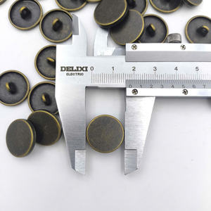 Botón de Aleación de Bronce de 28L en Oferta, para Chaquetas y Bolsos de Moda, Producto Ecológico - Product Image 4