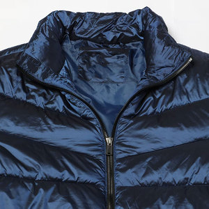 OEM Diseño Puff Abrigo acolchado de gran tamaño de los hombres de la burbuja de los hombres brillante Chaqueta Puffer MOQ bajo Chaqueta Puffer - Product Image 6