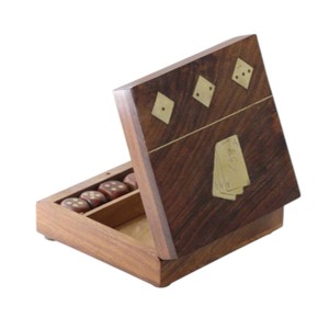 การ์ดเล่นทำจากไม้ทำมือและกล่องเก็บลูกเต๋าพร้อมช่องเฉพาะสำหรับการจัดเก็บขนาดกะทัดรัดบนดาดฟ้าและลูกเต๋า - Product Image 2