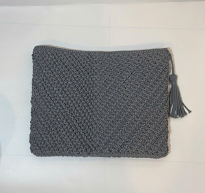 Bolsos de mujer hechos a mano Personalizables: diseño resistente tejido a mano y vibrante de Vietnam para regalar o llevar elementos esenciales - Product Image 2