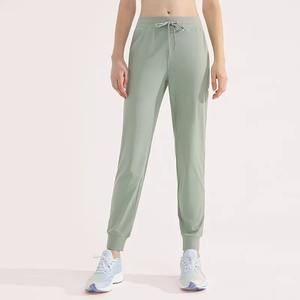 Pantalones de Jogger de algodón para mujer al por mayor, elegantes y cómodos, transpirables, lavados y con logotipo, adornados para la moda del gimnasio - Product Image 2