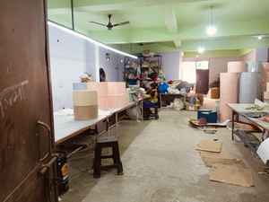 Abat-jour en tissu de lin blanc personnalisé Design rectangle Empire moderne élégant ajoutant du style à vos lampes comme couvertures de lumière - Product Image 4