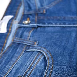 Jeans de Satén Rectos de Corte Regular Personalizados para Hombre, Mezclilla de Alta Calidad con Logotipo Personalizado - Product Image 4