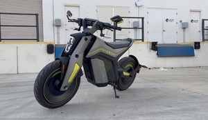 Motocicleta Eléctrica NAX EONS I AM Pro 100% AUTÉNTICA, Batería de Litio, Velocidad 110 km/h - Product Image 2
