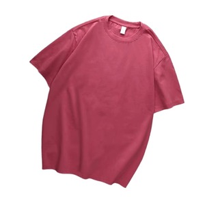 เสื้อยืดแฟชั่นสำหรับผู้ชายทรงโอเวอร์ไซส์ผ้าคอตตอน100% ไหล่ตกโลโก้ออกแบบได้ตามต้องการ - Product Image 1